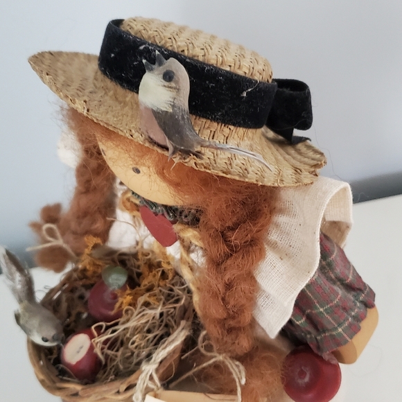 Lizzie High Doll Primitive Wood Sculpture - Picture 3 of 7